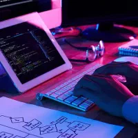 طراحی اپلیکیشن، بازی و وبسایت با نازل‌ترین قیمت