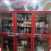 یخچال شش در فروشگاهی