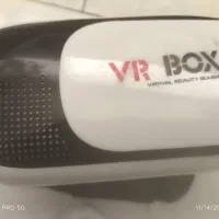 عینک وی آر و دسته وی آر