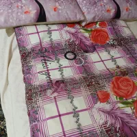 بالش از جنش مخمل|رختخواب، بالش، پتو|تبریز, |دیوار