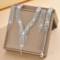 ست دستبند و گوشواره منگوله‌دار|بدلیجات|تهران, بازار|دیوار