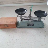 ترازوی آزمایشگاه