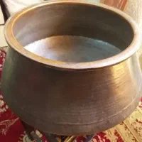 دیگ مسی قدیمی