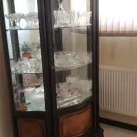 بوفه سه طبقه دارای کمد و هالوژن  سالم و تمییز|بوفه، ویترین، کنسول|شیراز, باغ تخت|دیوار