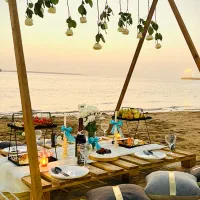 بادکنک آرایی و گل‌آرایی جشن‌ها بانور دیزاین