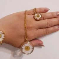 ست و نیم ست ، دستبند و گردنبند با هنر رزین|بدلیجات|زنجان, |دیوار