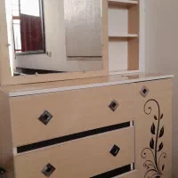 میز ارایشی