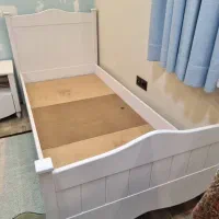 تخت ۹۰، ساحل چوب
