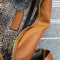 کیف کمری قهوه ای زنانه خارجی|کیف، کفش، کمربند|تهران, جنتآباد جنوبی|دیوار