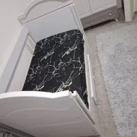 تخت و کمد بچه