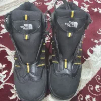 دو جفت کفش  پوتین وکتونی سایز ۴۳