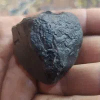 انواع سنگهای آسمانی و زمینی|جواهرات|آغاجاری, |دیوار