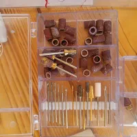 دستگاه پدیکور و مانیکور|آرایشگاه و سالن‌های زیبایی|طرقبه, |دیوار