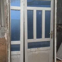 انواع در و پنجره اوراقی و سالم برمیداریم