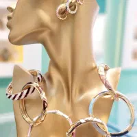 گوشواره میناکاری|بدلیجات|قم, صفائیه|دیوار