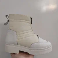 تعدادی کفش شیک وباکیفیت|کیف، کفش، کمربند|اصفهان, دانشگاه اصفهان|دیوار