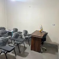 اجاره کلاس آموزشی به صورت روزانه و ماهانه|اجارهٔ کوتاه‌مدت دفتر کار و فضای آموزشی|رشت, حاجی آباد|دیوار