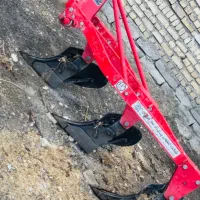 گاو آهن سه خشت دوازده|ماشینآلات صنعتی|فامنین, |دیوار