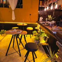 نیروی خانم در کافه کتاب بجنورد  میدان شهید