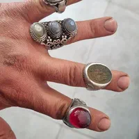 انگشتر فیروزه۳نگین باباقوری عقیق خطی سلیمانی یاقوت|بدلیجات|اصفهان, باغ فدک|دیوار