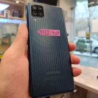 سامسونگ M12  تمیز و بدون خش