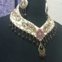 گردنبند و گوشواره پته