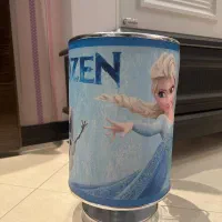 لوستر و اباژور اتاق بچه