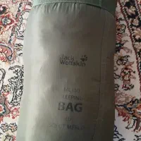 کفش کوهنوردی امریکایی و کیسه خواب