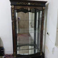 ویترین در حد نو سالم