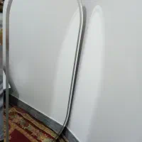 صندلی، کمد و اینه آرایشگاه