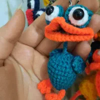 بافتنی آویز و عروسک جاکلیدی .اویز کیف و ماشین