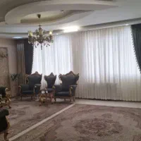 آپارتمان ۱۱۷متری/دو خواب/واقع در خیابان یاران