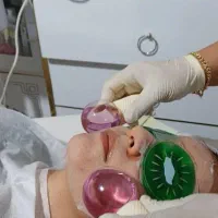 فشیال و پاکسازی پوست