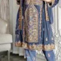 خیاطی لباس زنانه ارزان