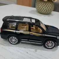 ماشین فلزی تویوتا لندکروز|اسباببازی|سرپل ذهاب, |دیوار