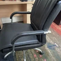 صندلی مدیریتی|صندلی و نیمکت|تهران, آبشار تهران (دریاچه)|دیوار