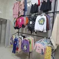 واگذاری اجناس داخل مغازه پوشاک|لباس|کرمان, |دیوار