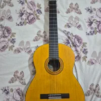 گیتار یاماها c40