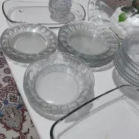 سرویس غذا خوردی