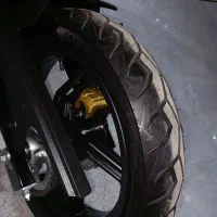 لاکی ۱۸۵|موتورسیکلت|رباط‌کریم, رباط‌کریم|دیوار