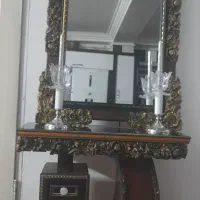 آیینه و کنسول