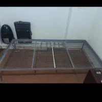 تخت اهنی محکم