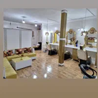 فروش تجهیزات ارایشگاه زنانه و امتیاز ب صورت رایگان|آرایشگاه و سالنهای زیبایی|محمدشهر, همایون ویلا|دیوار
