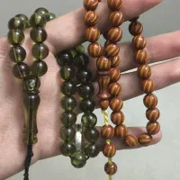 تسبیح استاد تراش|کلکسیون اشیاء عتیقه|تبریز, |دیوار