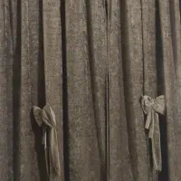 پرده مخمل رنگ شکلاتی