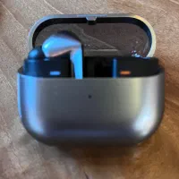 هدفون ایرپادز سامسونگ پرو ۳