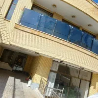 نصب و ریگلاژ شیشه سکوریت و تعویض یراق الات