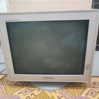 مانیتور ۱۹ اینچ سامسونگ سالم