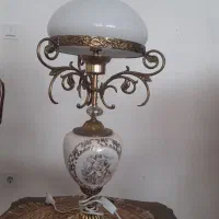 آباژور رومیزی