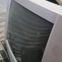 تلویزیون به همراه میز تلویزیون ۲ تومان|تلویزیون و پروژکتور|رشت, دروازه لاکان|دیوار